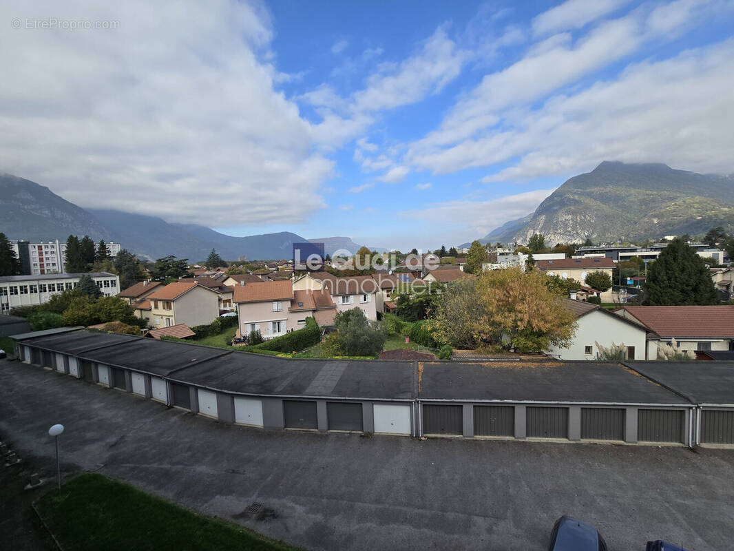 Appartement à SAINT-EGREVE