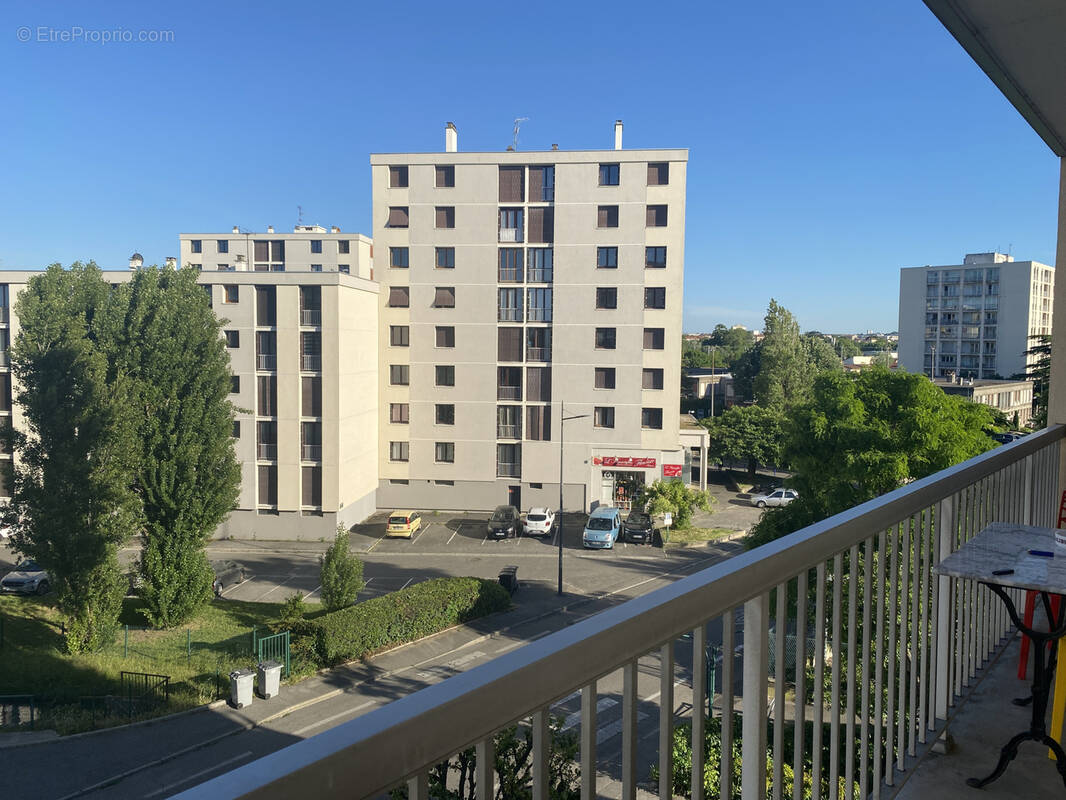 Appartement à BOURG-LES-VALENCE