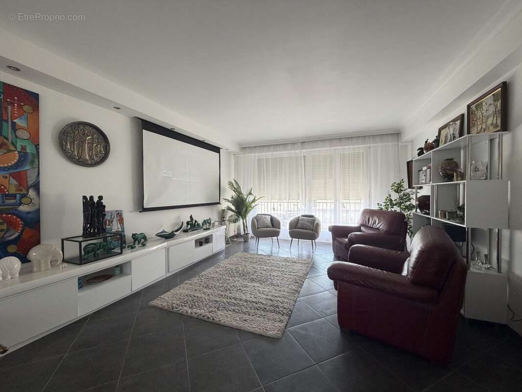 Appartement 121 m² à Limoges  - photo 6