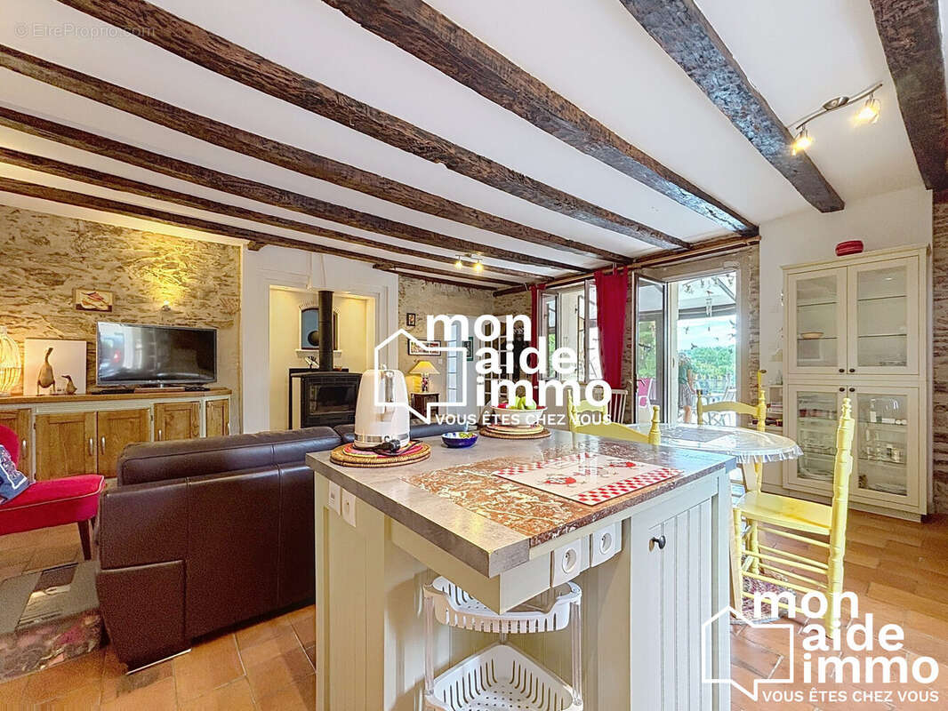 Maison à SAINT-JORY-DE-CHALAIS