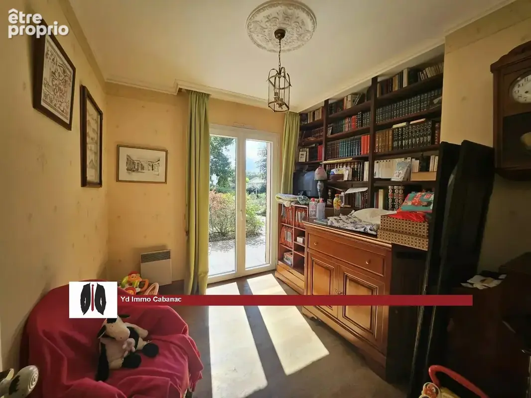 Magnifique propriete avec piscine et grand terrain - photo 11