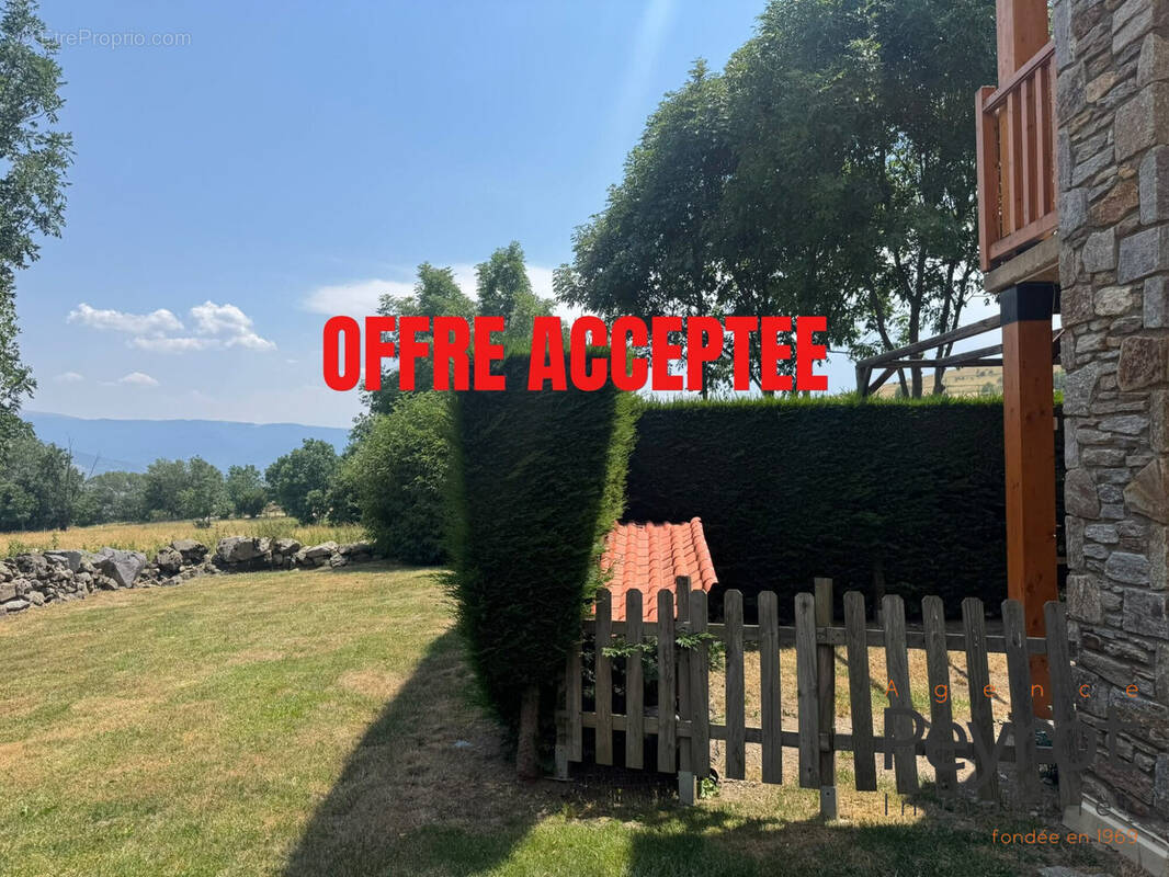 Appartement à DORRES
