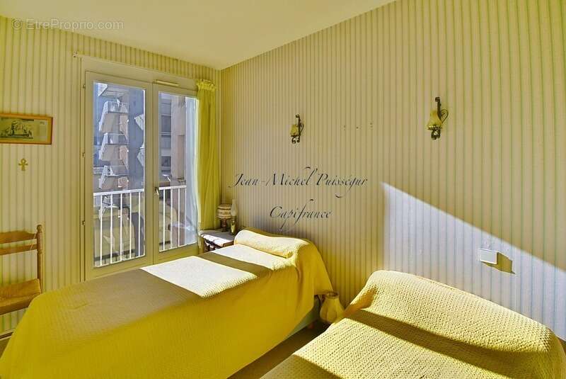 Appartement à Vendre 2 pièces BAGNERES DE LUCHON (31), Exposition Sud, Vue Pyrénées - photo 8