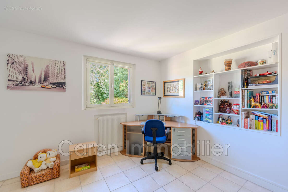 Maison à AURIBEAU-SUR-SIAGNE