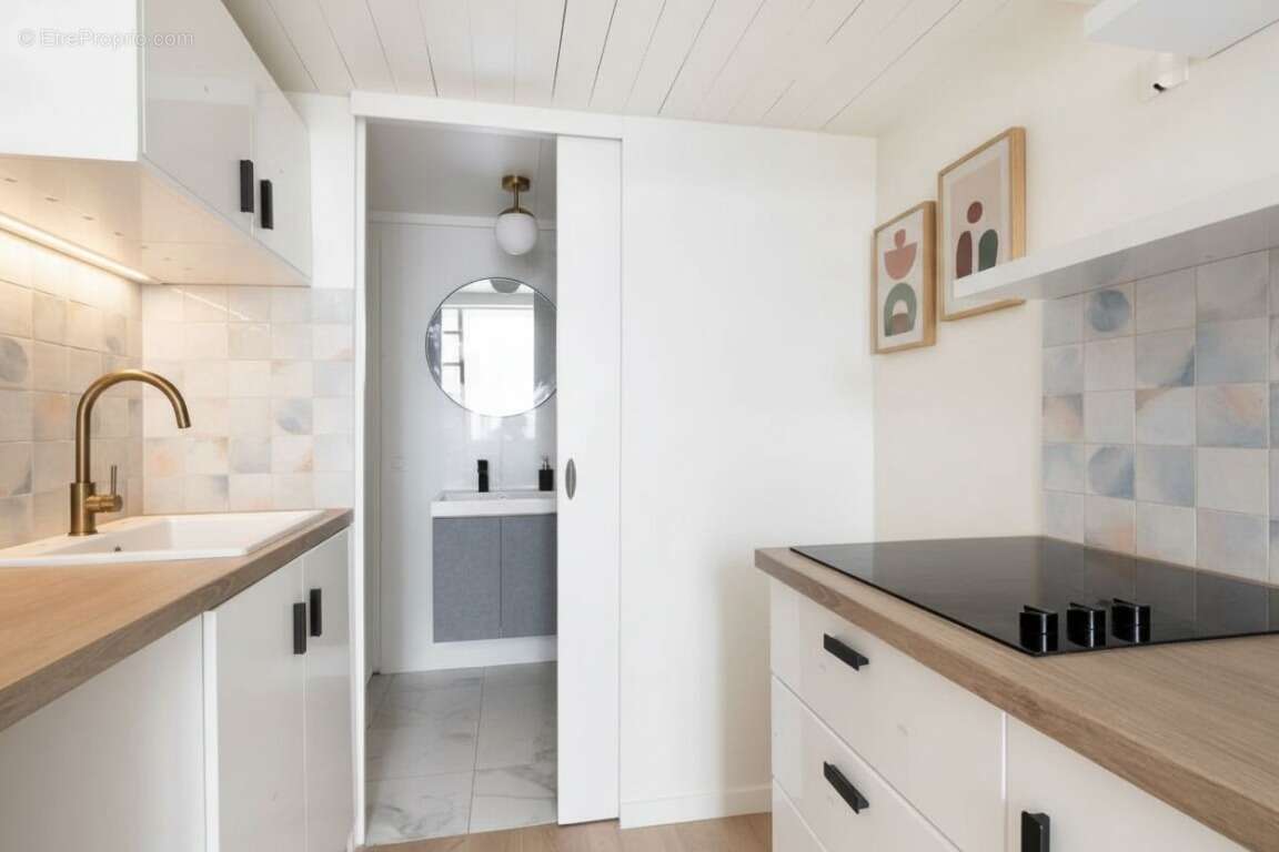 Appartement à PARIS-15E