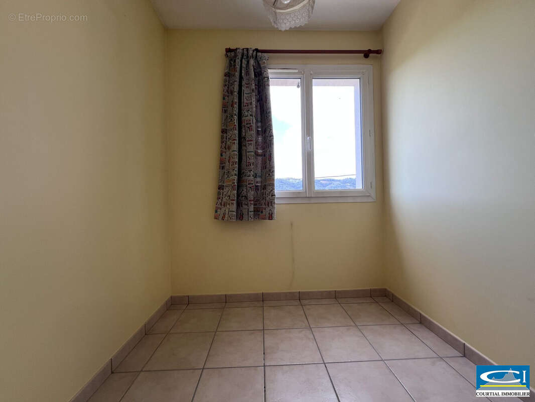 Maison à TOURNON-SUR-RHONE