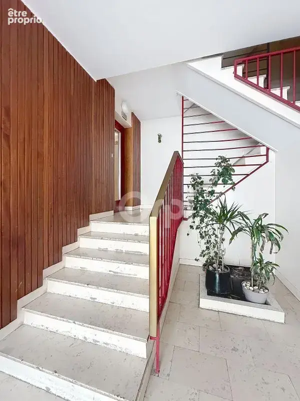 Paris 15ème 5ème étage ascenseur 76 m² 3 chambres - photo 12