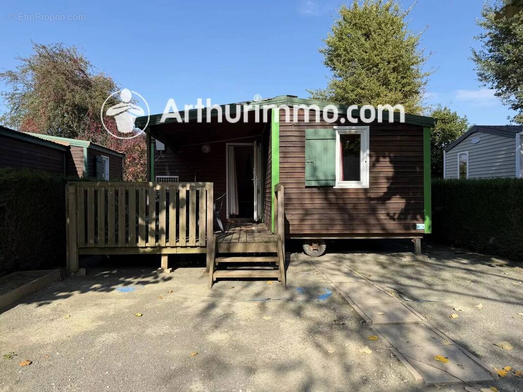 Maison à AMBERIEUX-EN-DOMBES