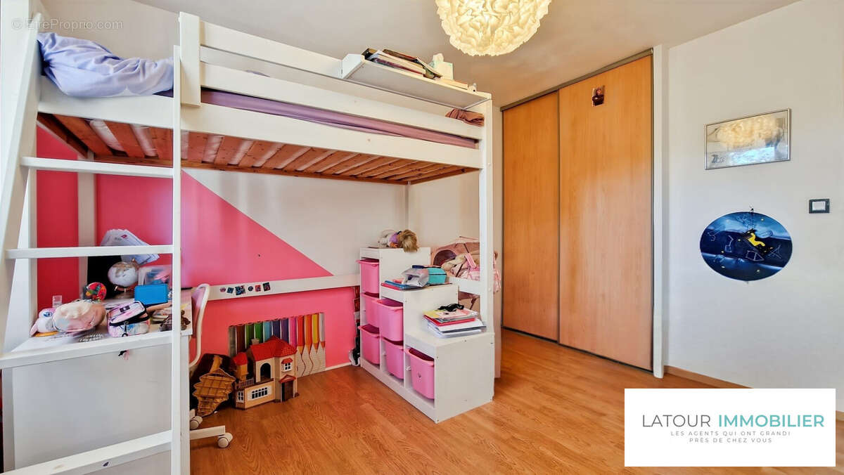 Maison à VILLEFONTAINE