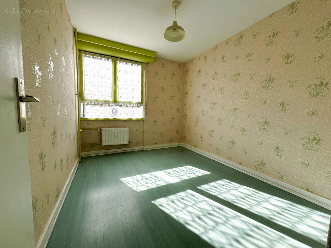 Appartement à SURVILLIERS