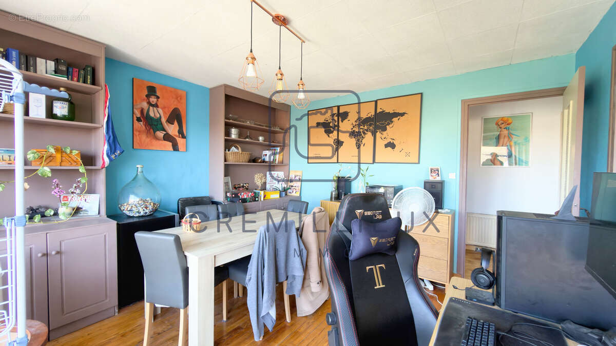 Appartement à GUILHERAND-GRANGES