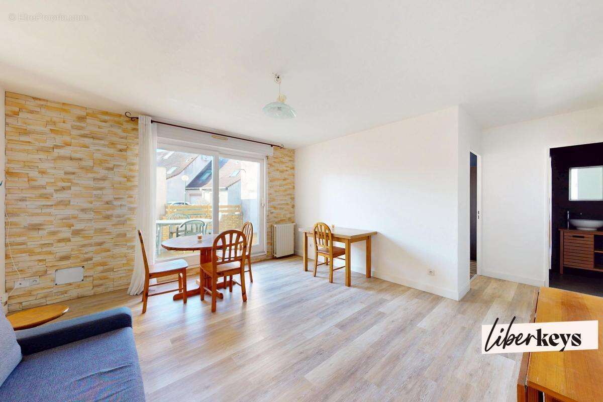 Appartement à PLAISIR