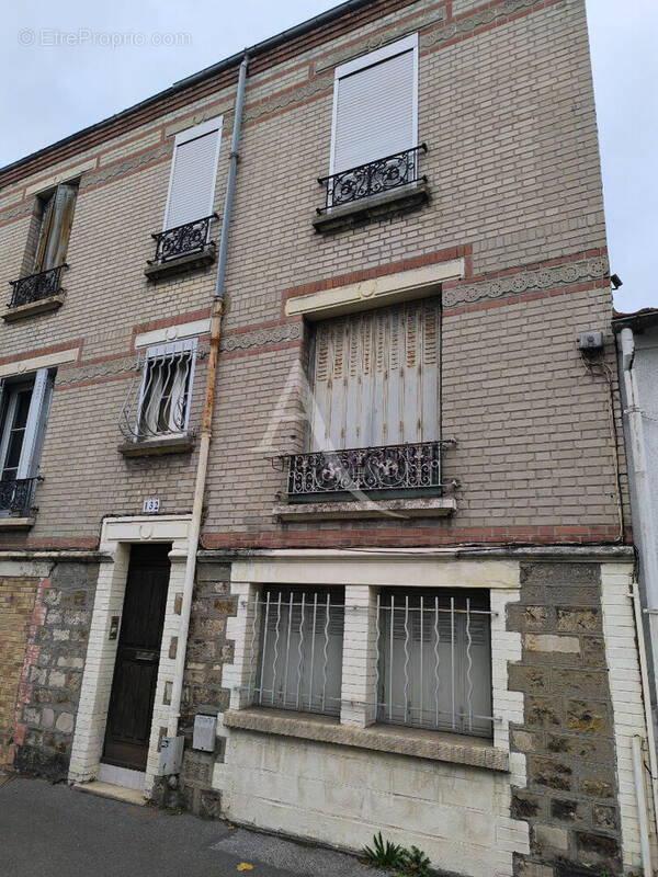 Maison à MONTREUIL
