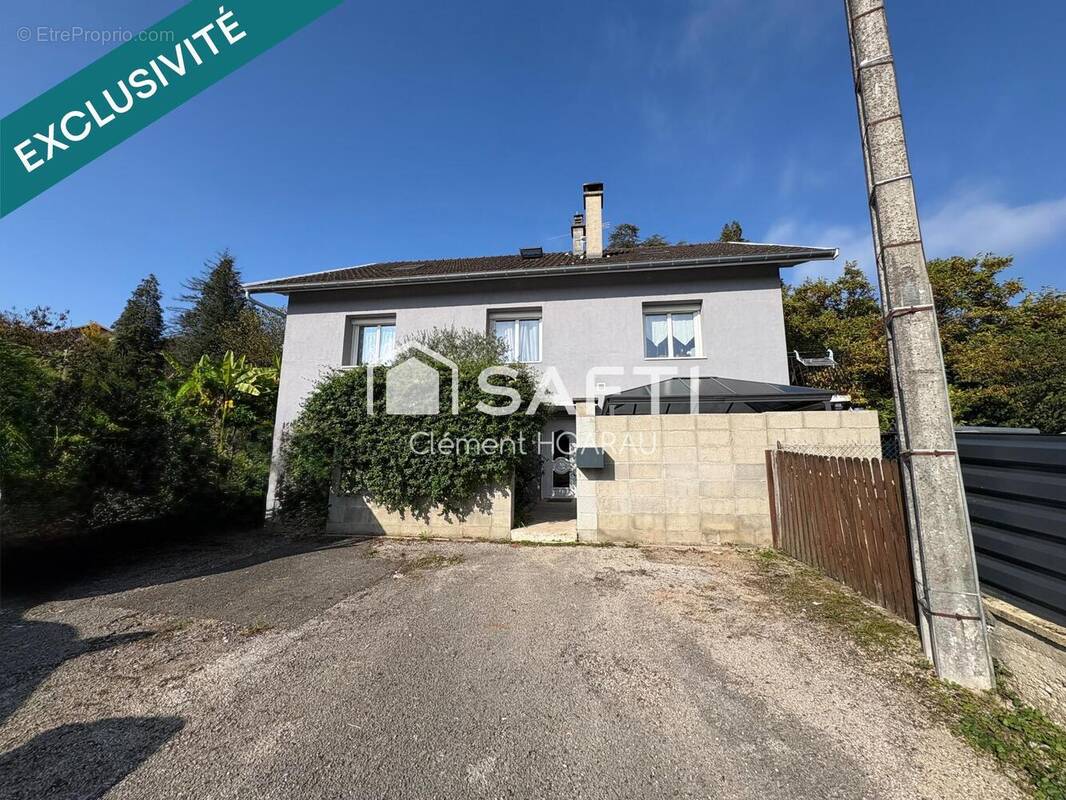 Photo 1 - Maison à NEUVILLE-SUR-AIN