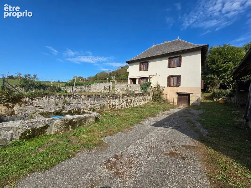 Maison à AVRESSIEUX