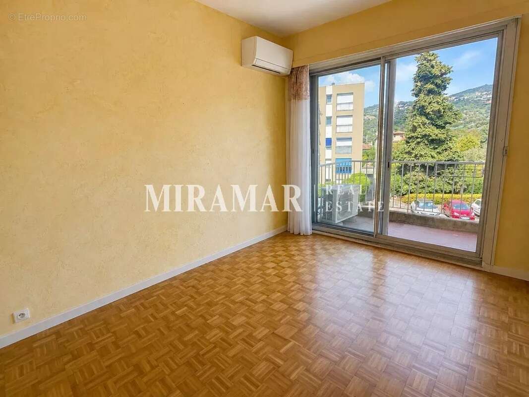Cimiez / Cap de Croix : Appartement 2 Pièces - photo 4