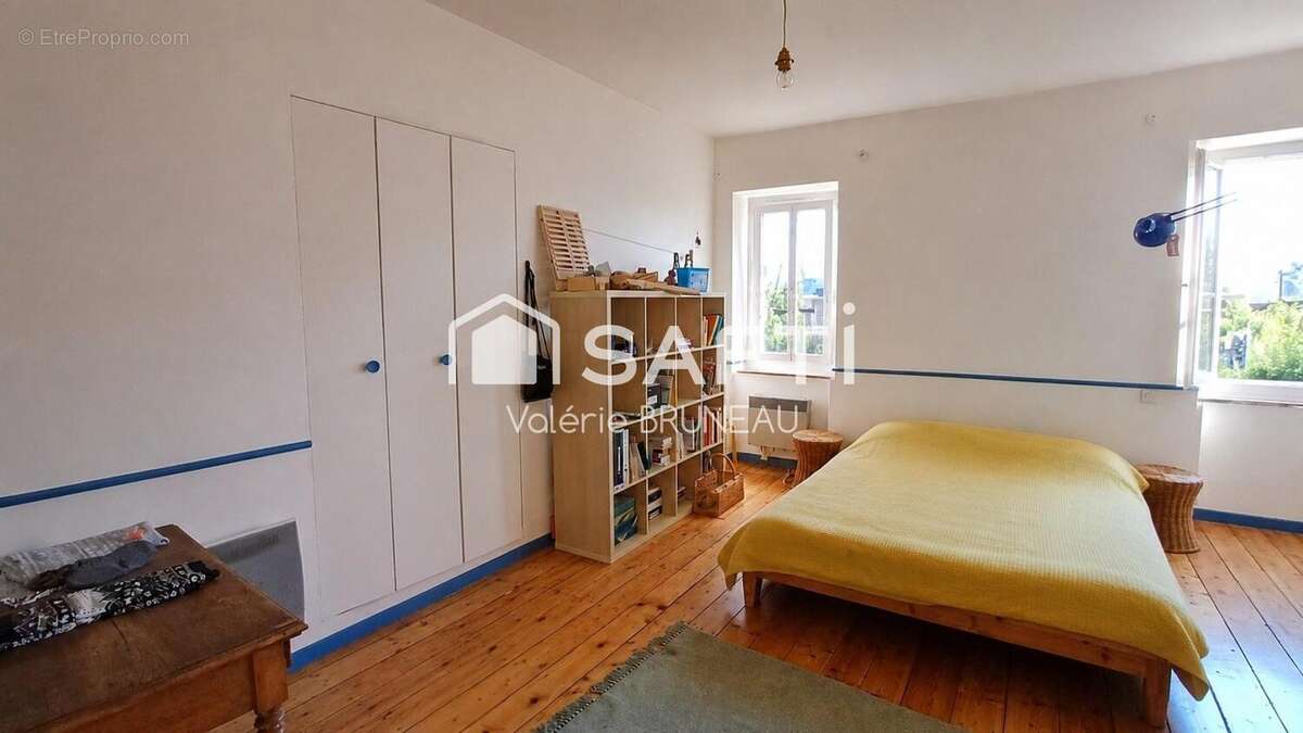 Maison 232 m² à Realmont  - photo 7