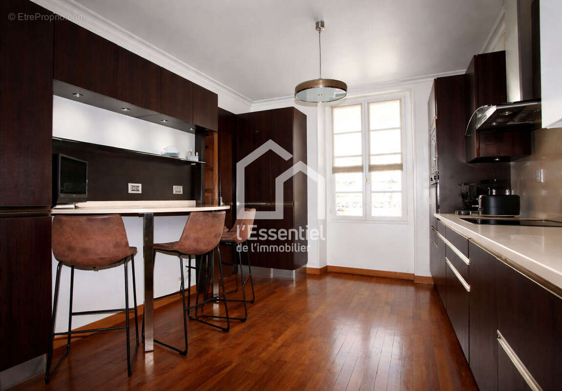Maison à VERNEUIL-SUR-SEINE