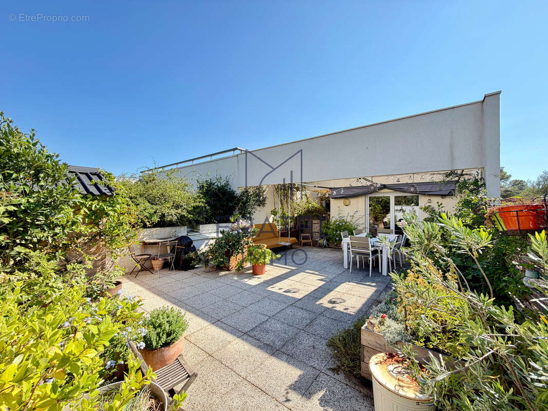 Rare   Duplex inversé au dernier étage avec 68 m2 de terrasse - photo 7