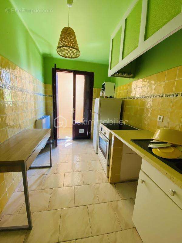 Appartement à SAINT-CYR-SUR-MER