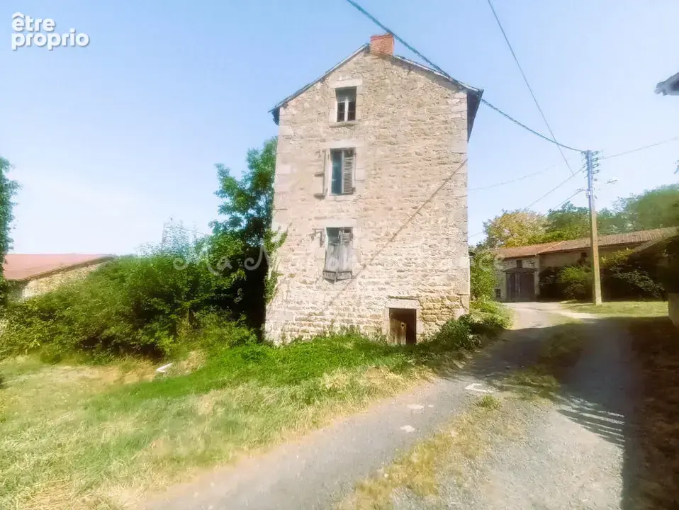 Maison 6 pièces 90 m² à vendre à Chateldon (63290) - photo 3