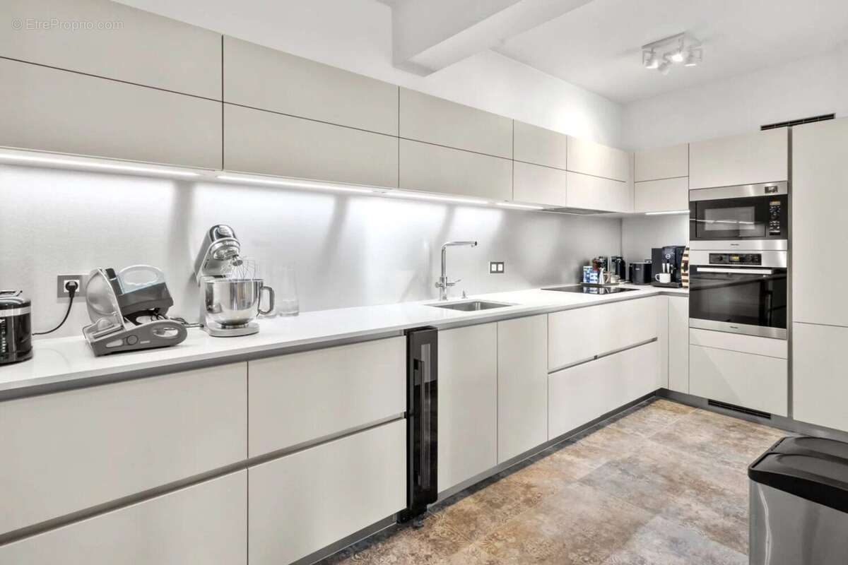 Maison à ROQUEBRUNE-SUR-ARGENS