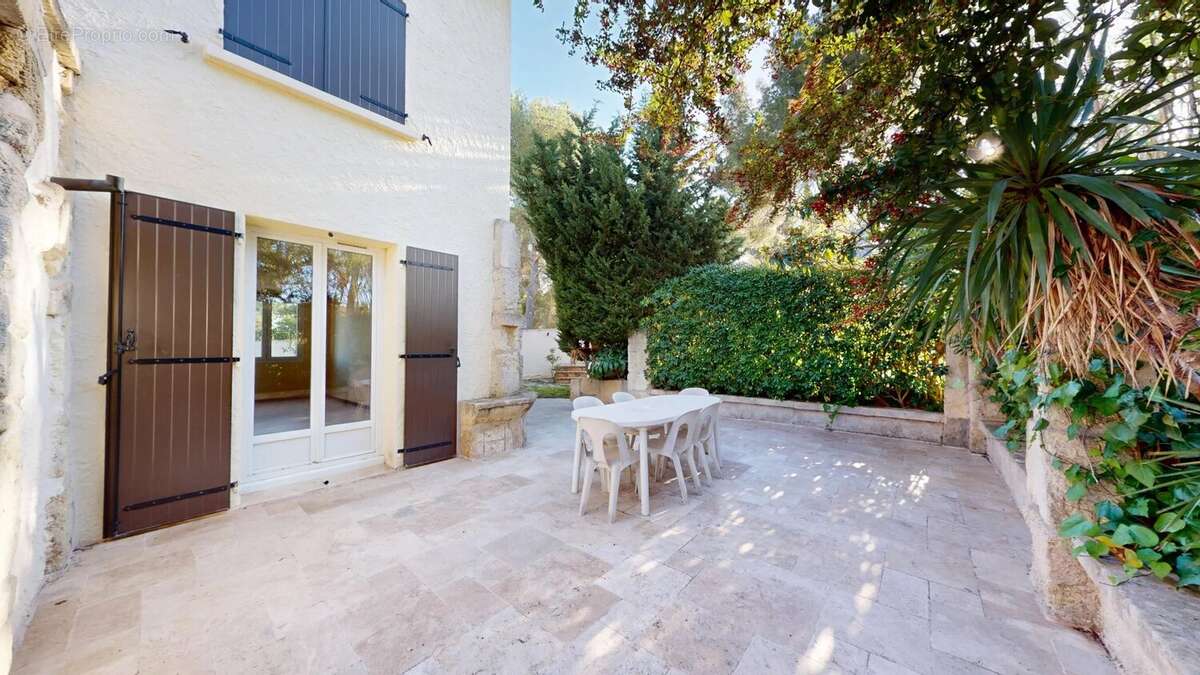 Maison à PORT-DE-BOUC