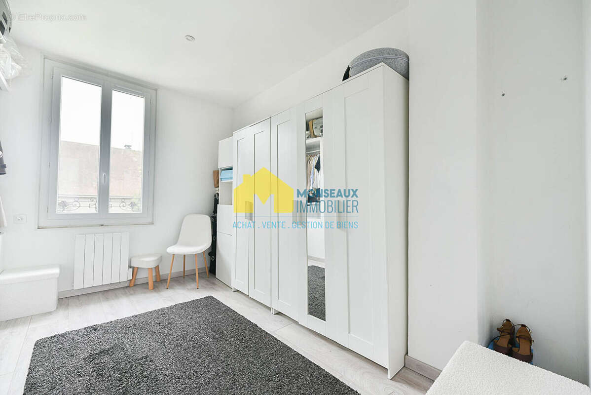 Maison à MAROLLES-EN-HUREPOIX