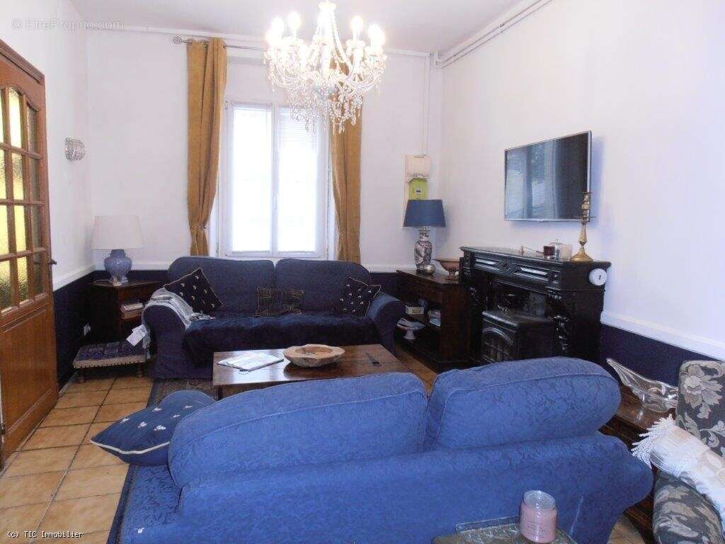 Maison à VILLEFAGNAN