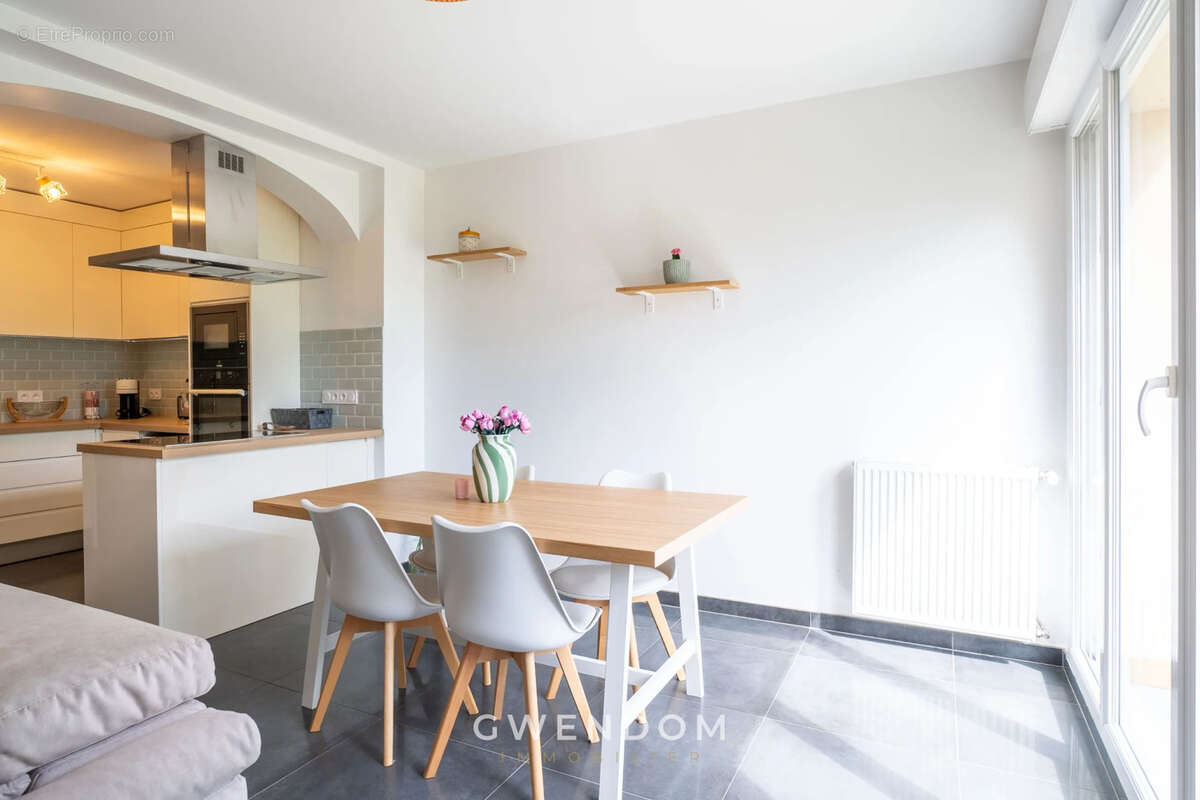 Appartement à CROISSY-BEAUBOURG