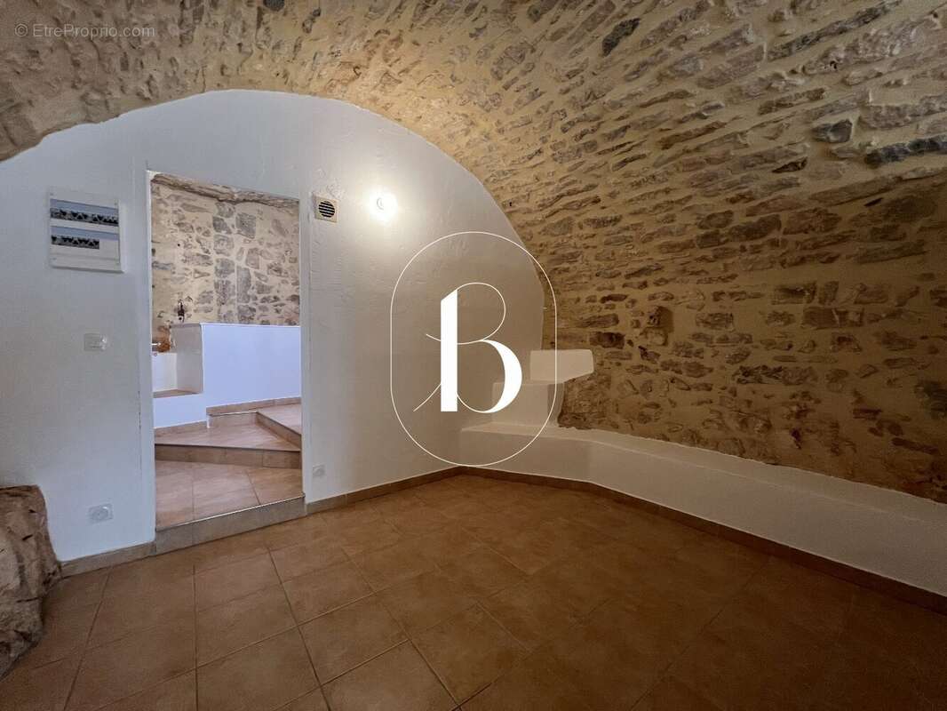 Appartement à VAGNAS
