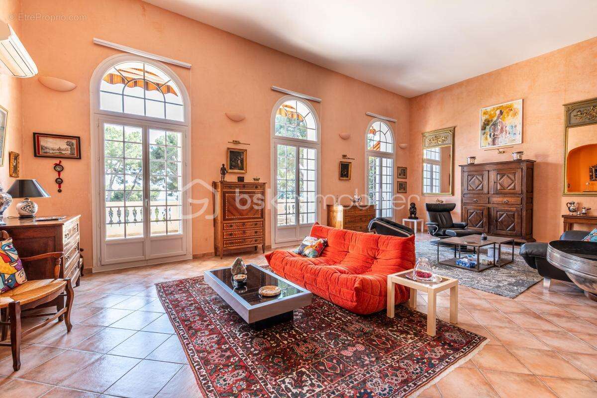 Appartement à HYERES