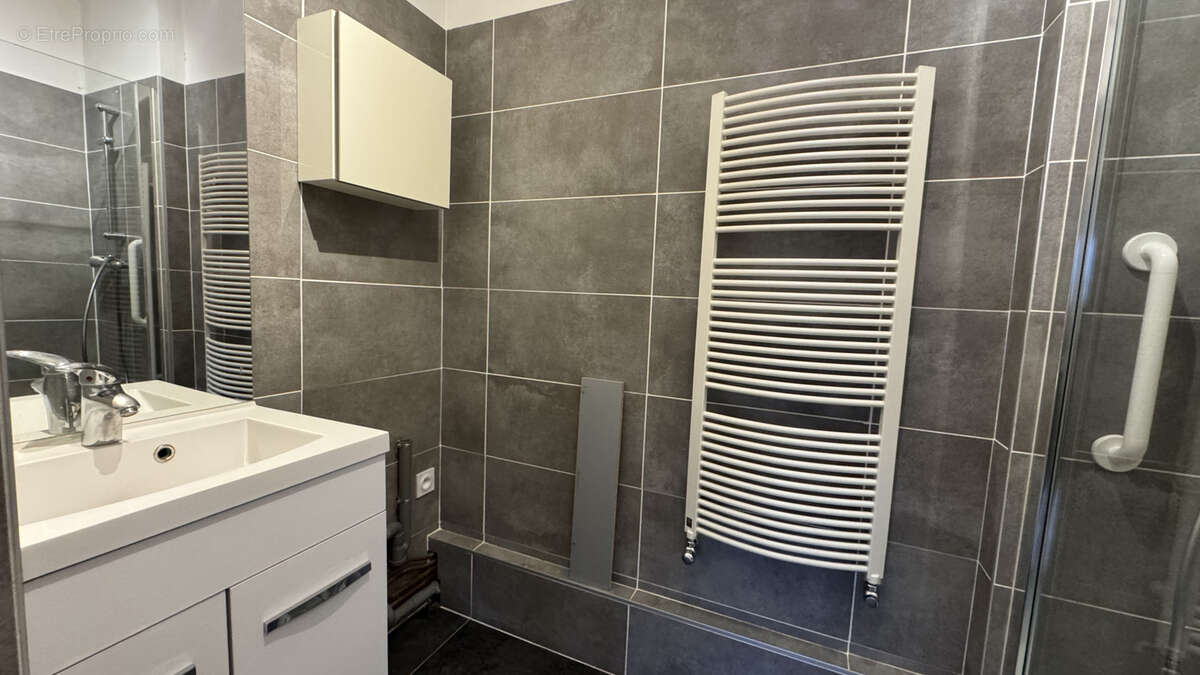 Appartement à JACOB-BELLECOMBETTE