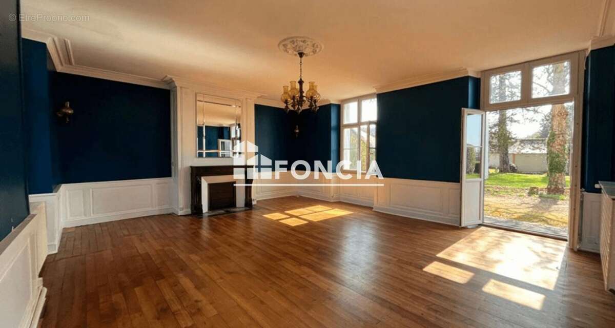 Maison à BALLAN-MIRE