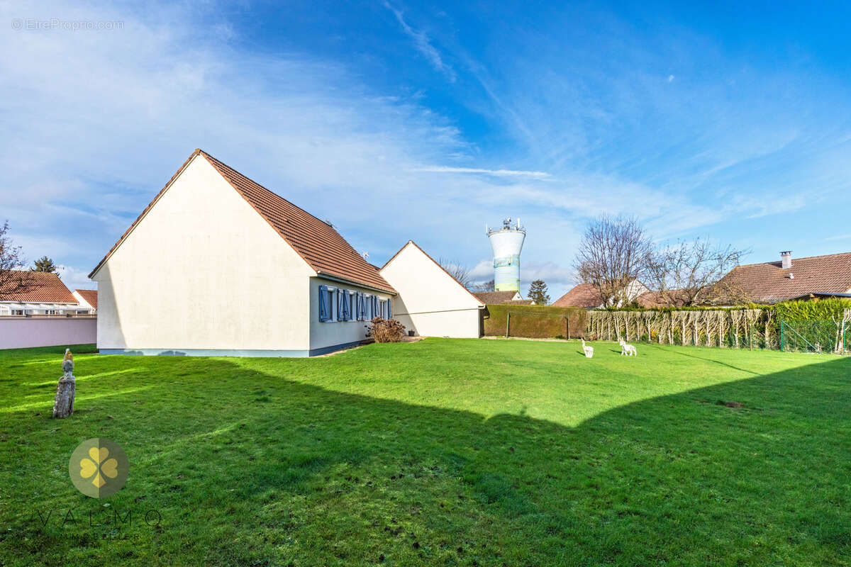 Maison à LE NEUBOURG