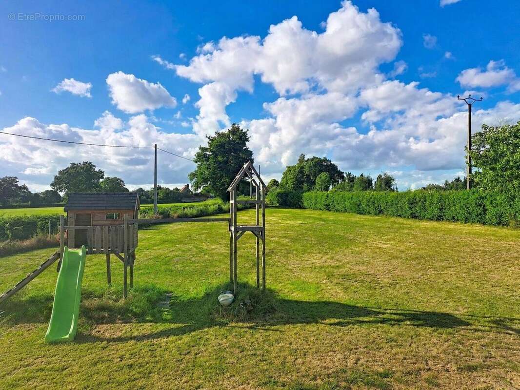 Maison 112 m² à Pouligny-Notre-Dame  - photo 6