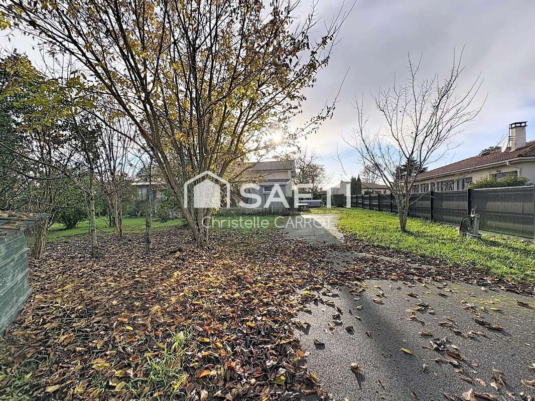 Photo 7 - Maison à BEYCHAC-ET-CAILLAU