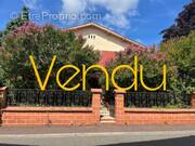 Maison à L&#039;HONOR-DE-COS