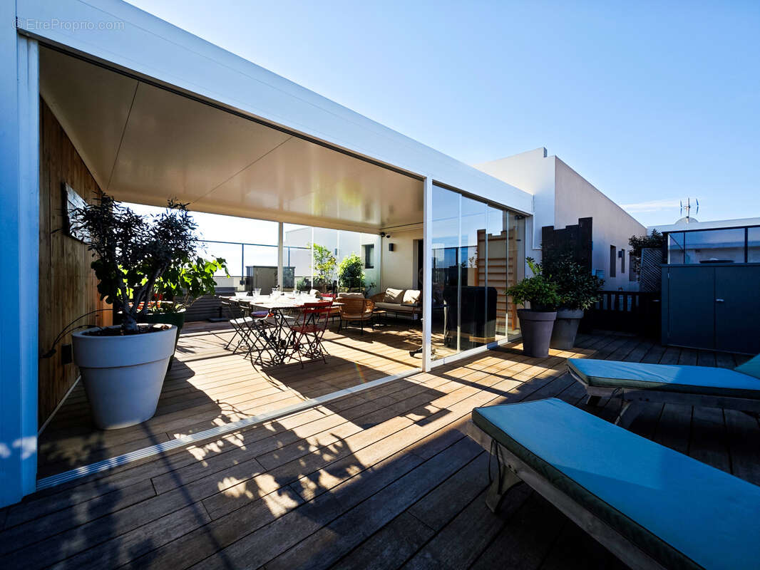 Penthouse T4 vue mer exceptionnelle sur la plage de Sainte-Marie - photo 11