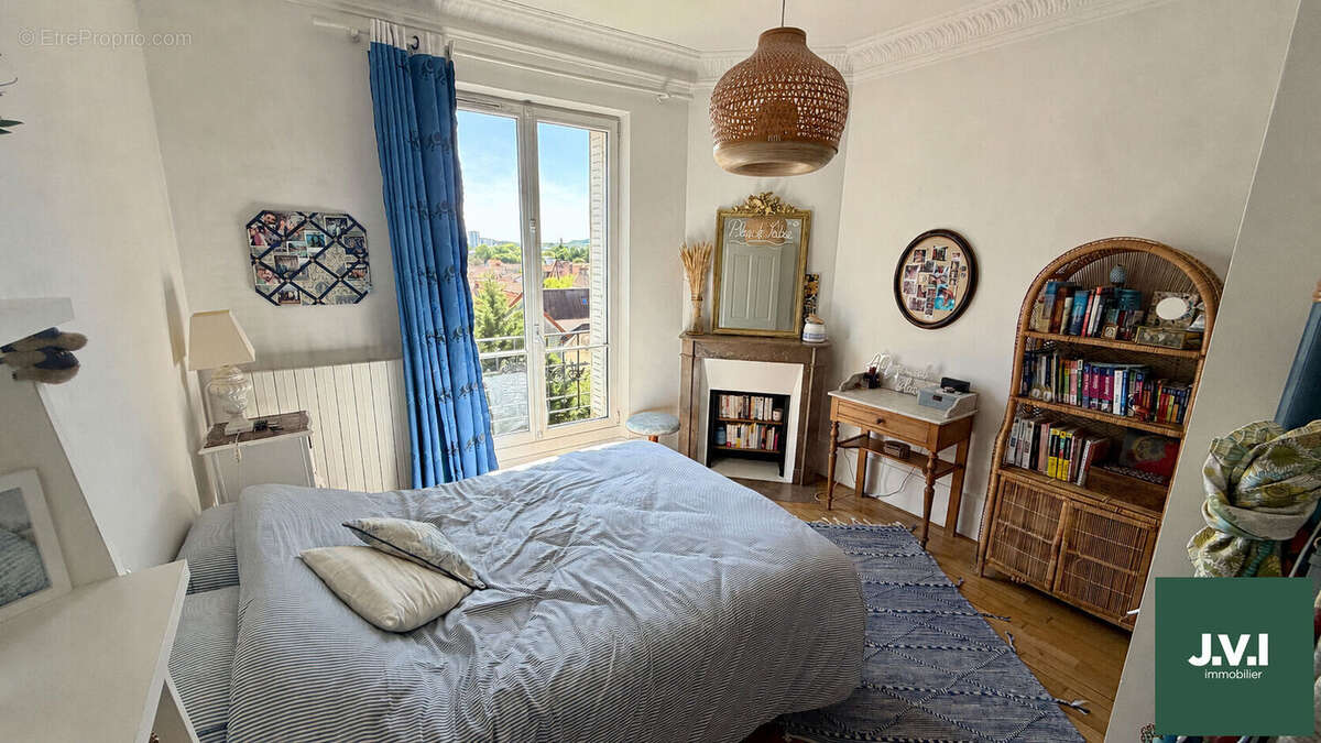 Appartement à ENGHIEN-LES-BAINS