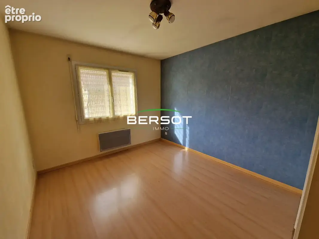 Maison de plain pied de 131 m² - 6 pièces, 3 chambres à Branne - photo 9