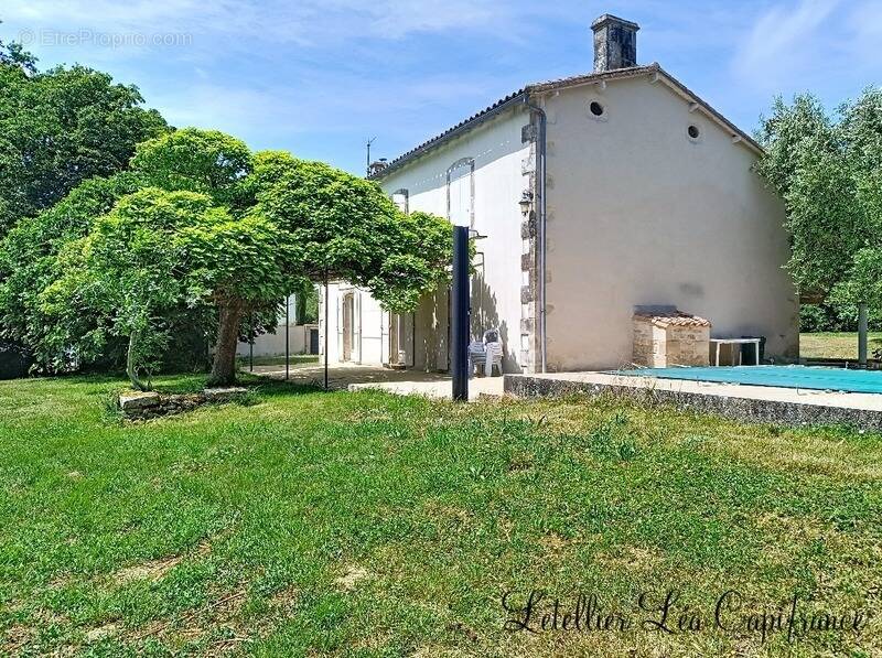 Maison à CELLES-SUR-BELLE