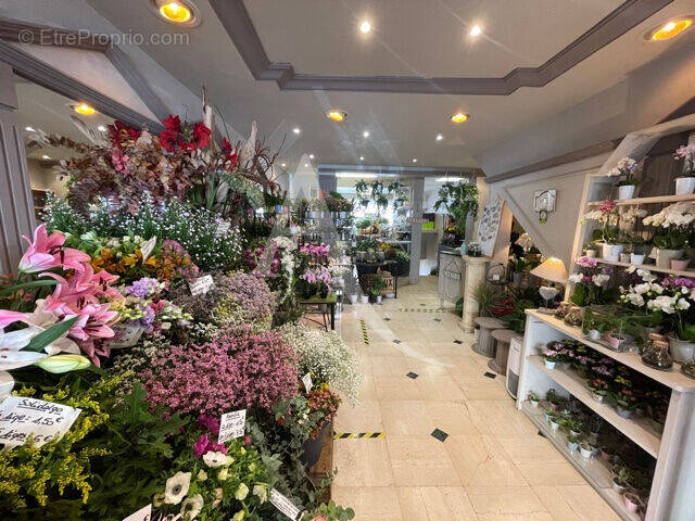 Commerce à FONTENAY-SOUS-BOIS