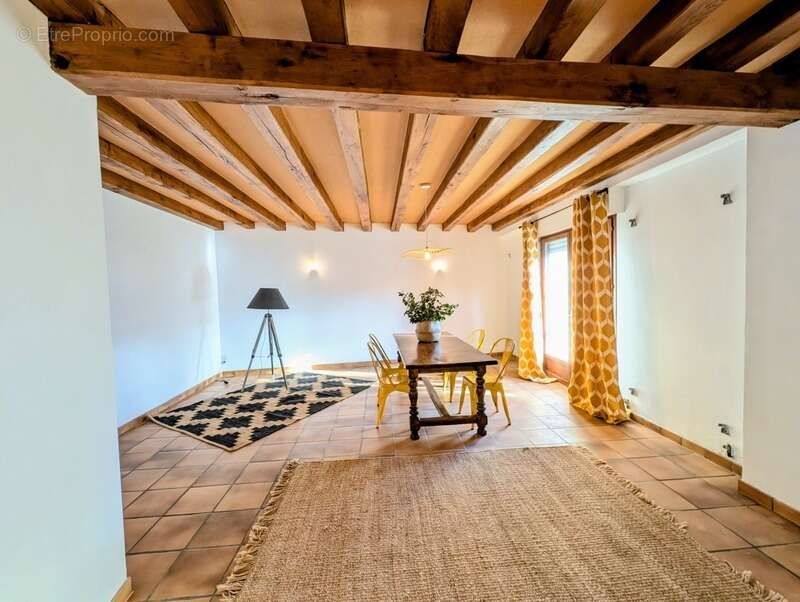 Maison à LA TESSOUALLE