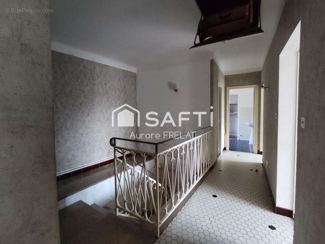 Photo 7 - Maison à TRUYES