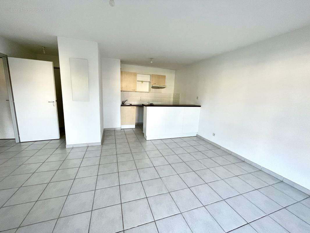 Appartement à VETRAZ-MONTHOUX