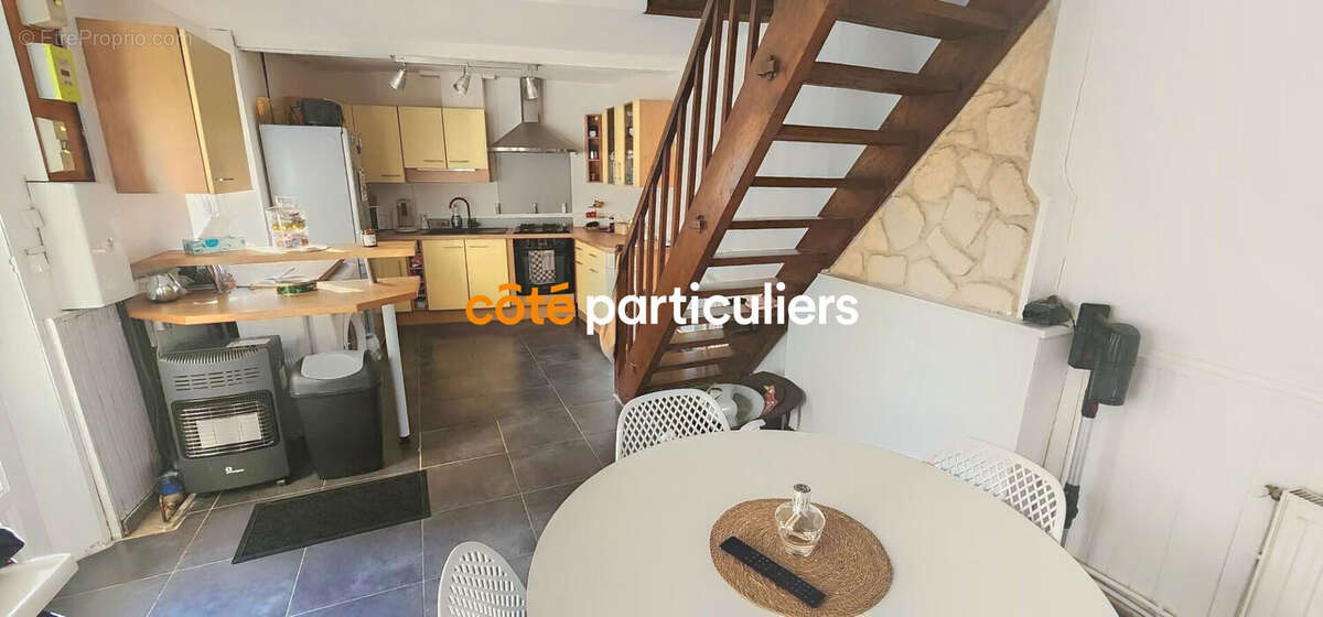 Maison à MEZIDON-CANON