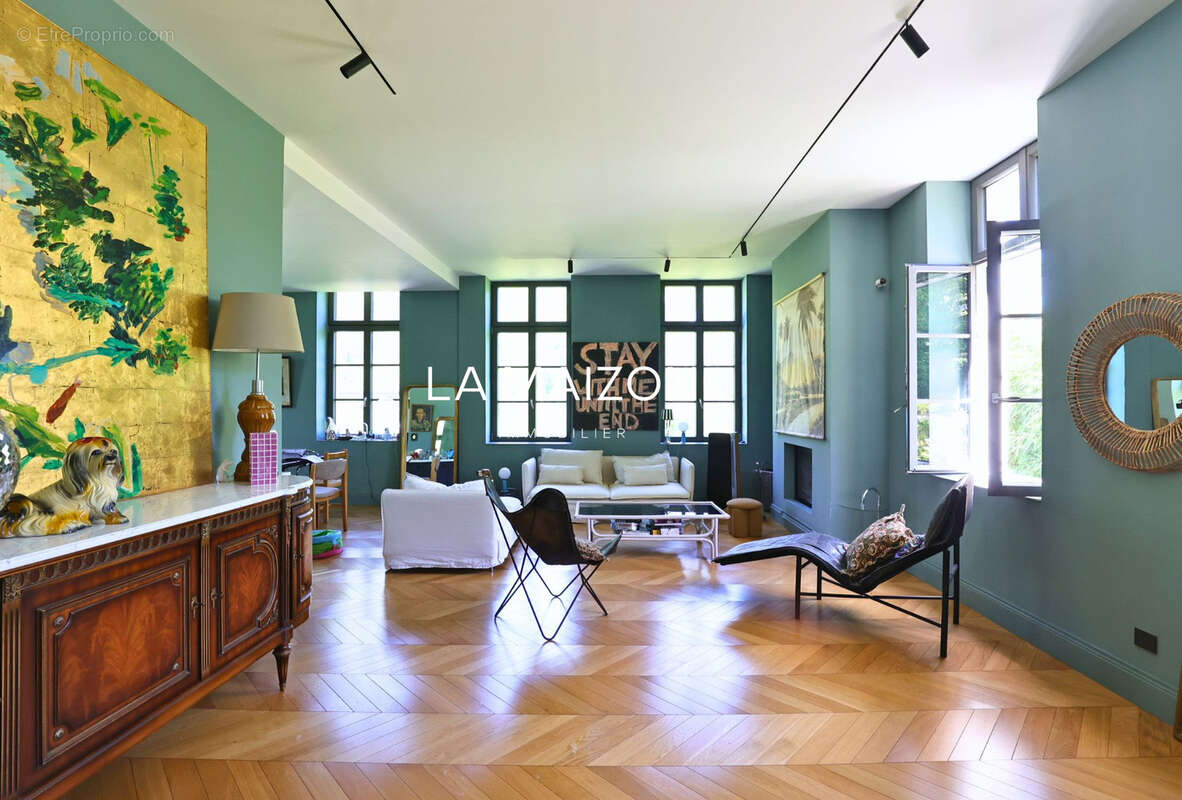 Maison familiale de caractère préservée - Bouvignies 400m2 - photo 6