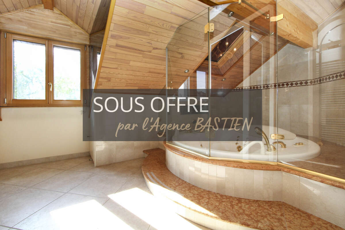 Appartement à FERNEY-VOLTAIRE