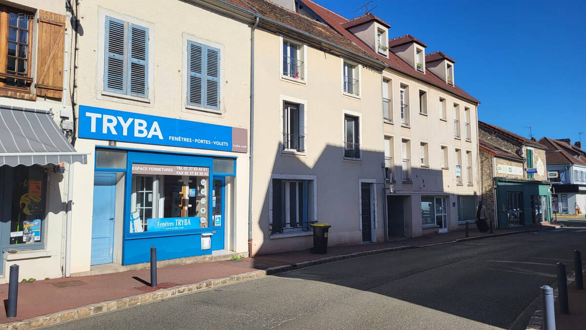 Appartement à EPERNON